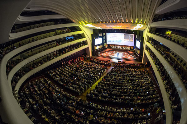 Business-Conference-de-oriflane-en-Palacio-de-la-Ópera-de-la-Cieudad-de-las-Artes-y-las-Ciencias.
