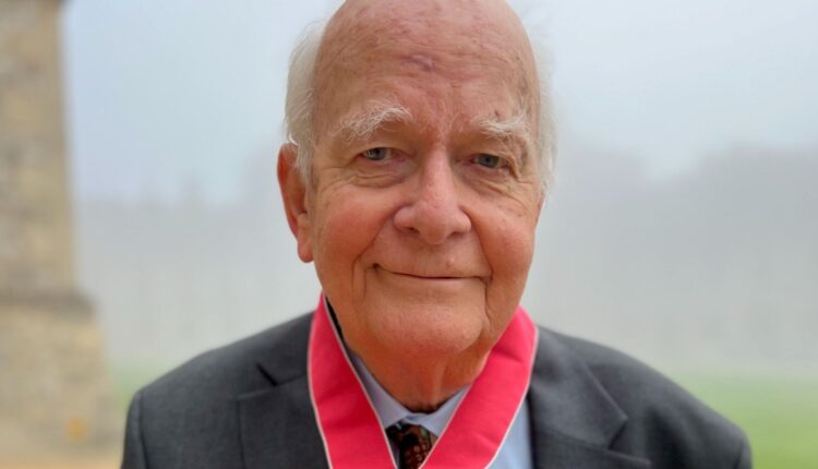 Peter Usborne fallece